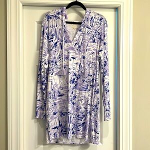 Lilly Pulitzer long sleeve popover dress ,size large. Like new!